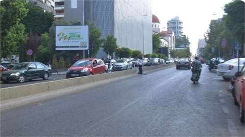 3x4 متر شارع شارل مالك بيروت إعلانات خارجية