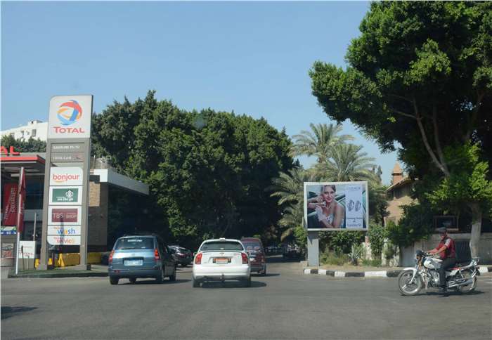 3x4 meters one face entrance of maadi from corniche entrance number 2 opposit to total station