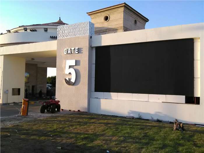 4x8 Meters outdoor screen Marina 5 gate