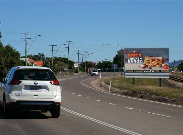 3x6 meters Bruce Hwy, Ayr, Mirrigin billboard advertising australia