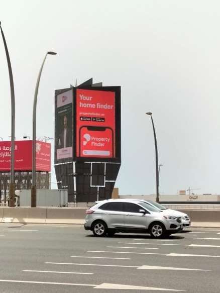 8.64 X 13.66 meters digital advertising billboard screen sheikh zayed dubai