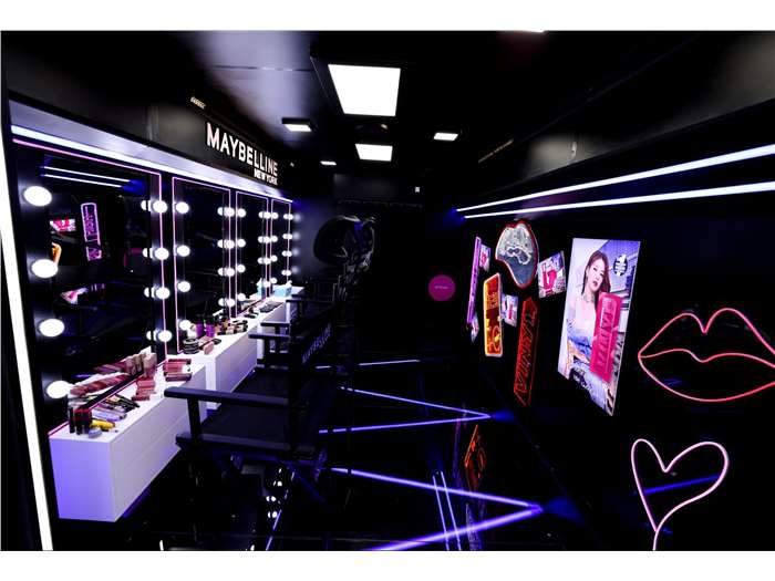 Maybelline Road show